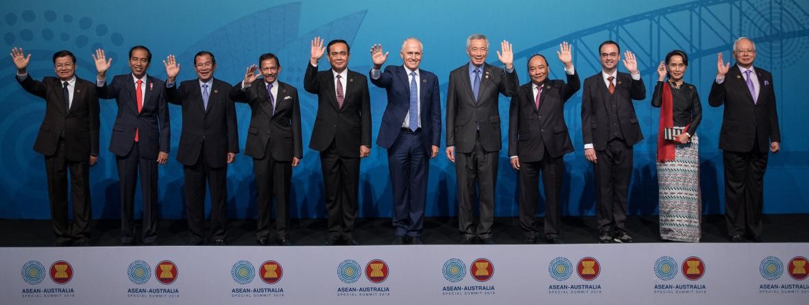 The then Prime Minister, the Hon Malcolm Turnbull MP, the Leaders of the Member States of ASEAN and the Secretary-General of ASEAN wave from the stage at the 2018 ASEAN-Australia Special Summit